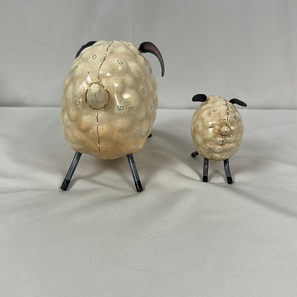 Large and Small Lamb Sheep Metal Home Decor Figurine Statue set of two - Picture 4 of 13